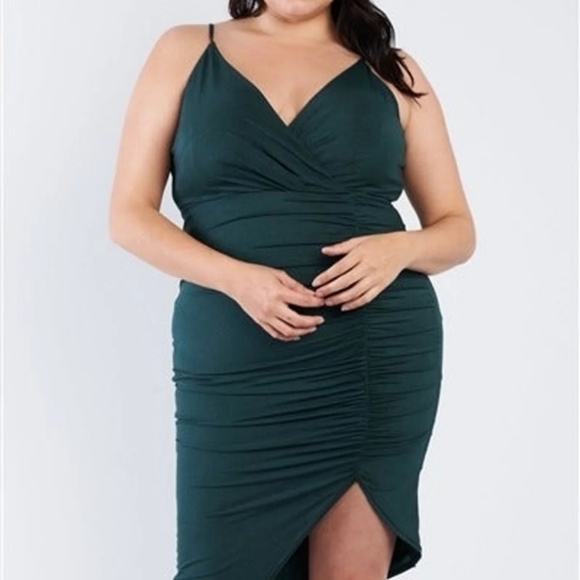 Plus Size 2X Sheen Hunter Green Scrunch - Picture 3 of 4